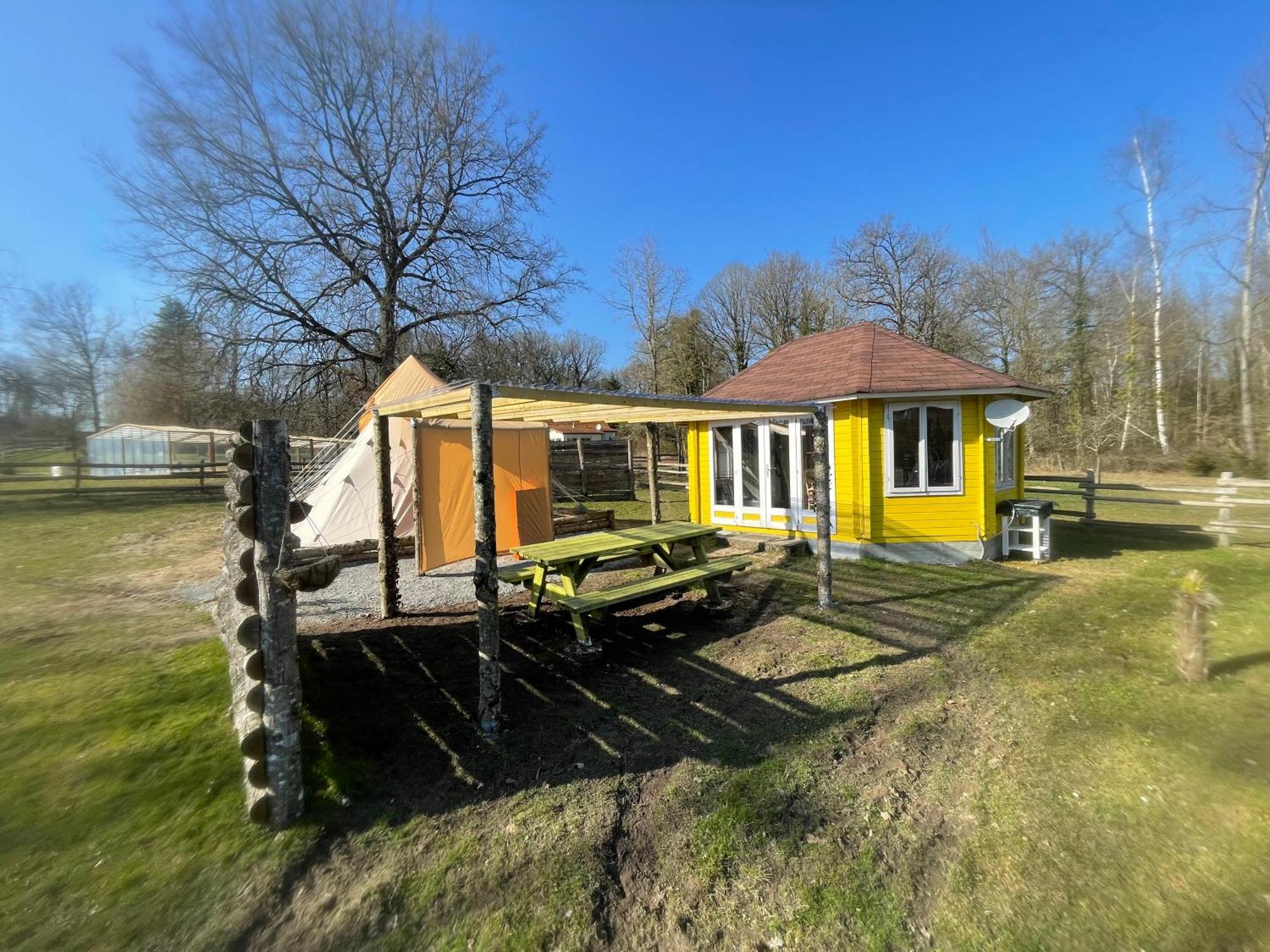 Chalet Au Coeur De La Nature Le Grand-Lucé Екстериор снимка